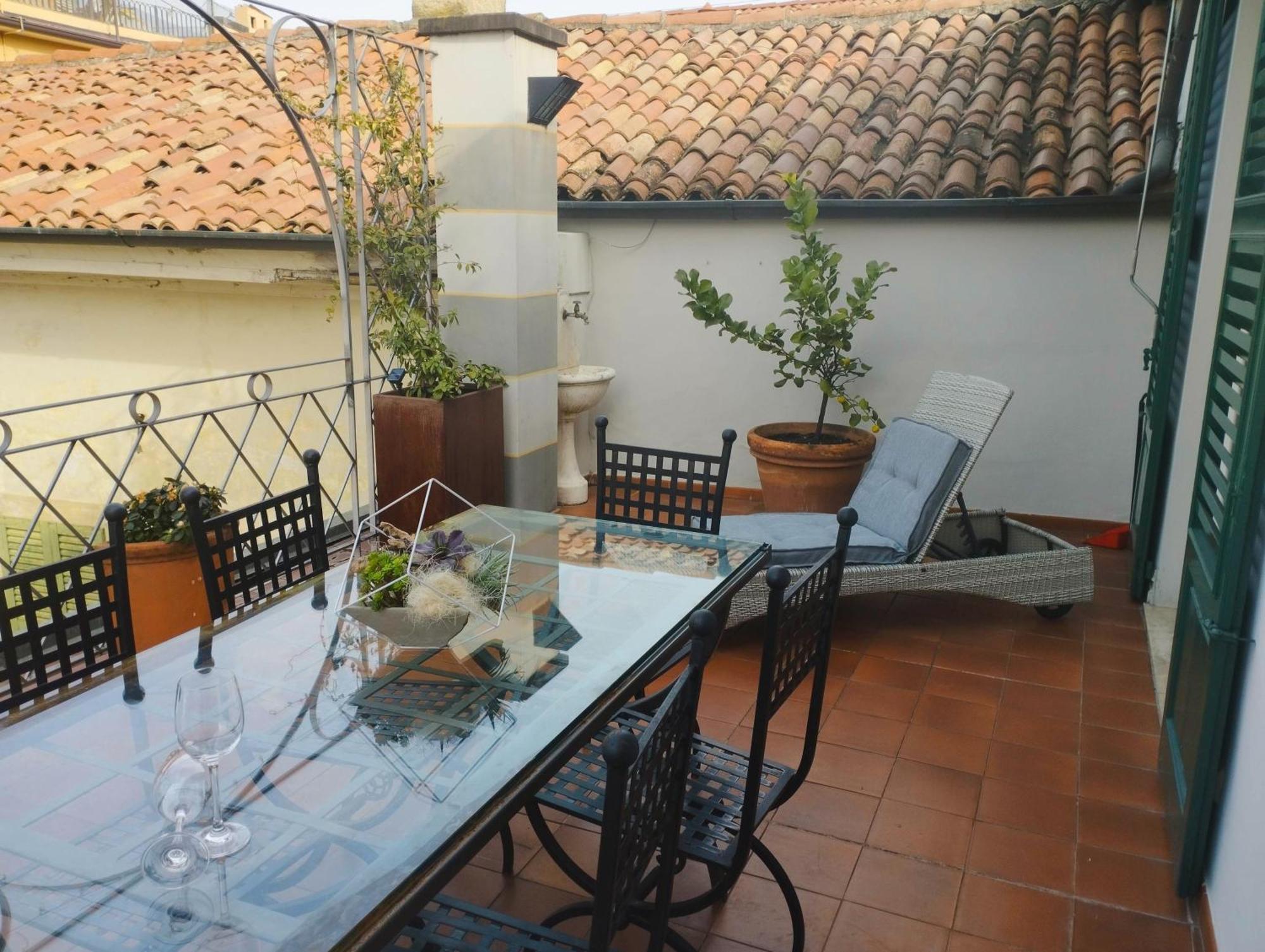 Appartement Dimora Storica Vicolo Del Volto à Iseo Extérieur photo
