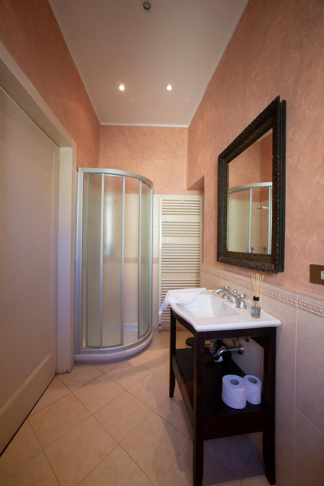 Appartement Dimora Storica Vicolo Del Volto à Iseo Extérieur photo
