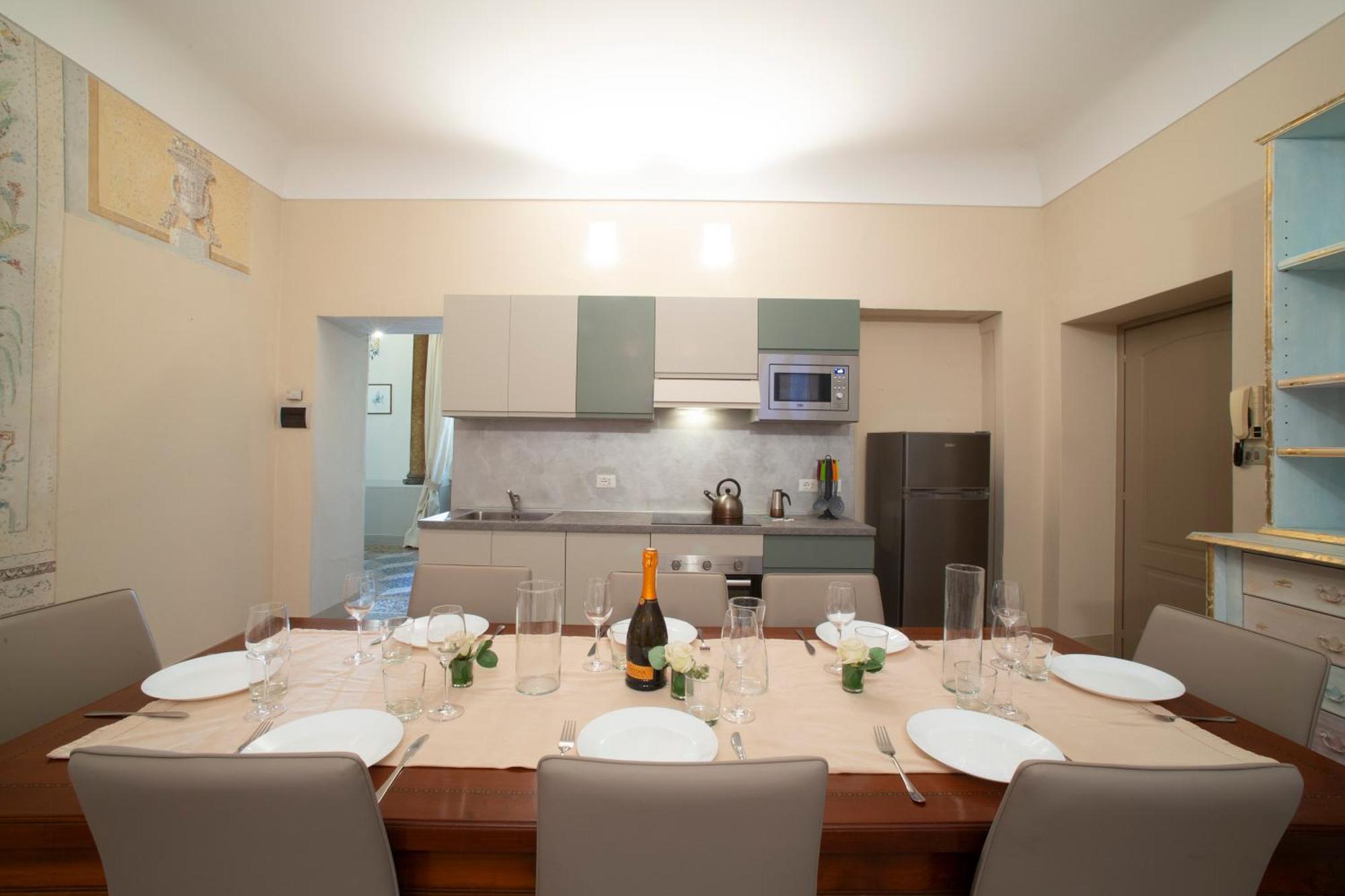 Appartement Dimora Storica Vicolo Del Volto à Iseo Extérieur photo